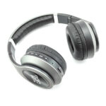 هدست بلوتوث مدل kd3 یا هدفون بلوتوث kd53 که یک هدفون بلوتوث وایرلس مدل kd53 شما با خرید هدست مدل kd53 یک هدفون بلوتوث کیفیت صدا بالا خریداری کرده اید.