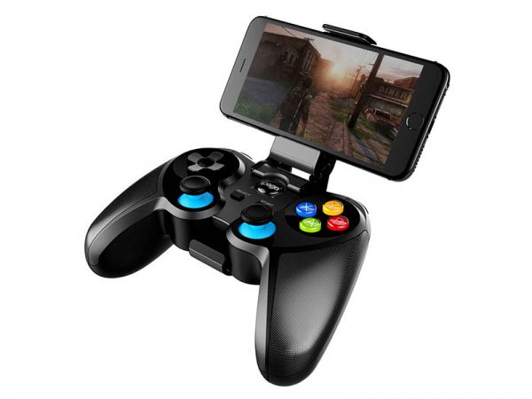 خرید و قیمت دسته بلوتوثی گوشی آی پگا 9157 میتواند به شما کمک کند تا هنگام بازیهای موبایلی نهایت لذت را از انجام بازی داشته باشید.